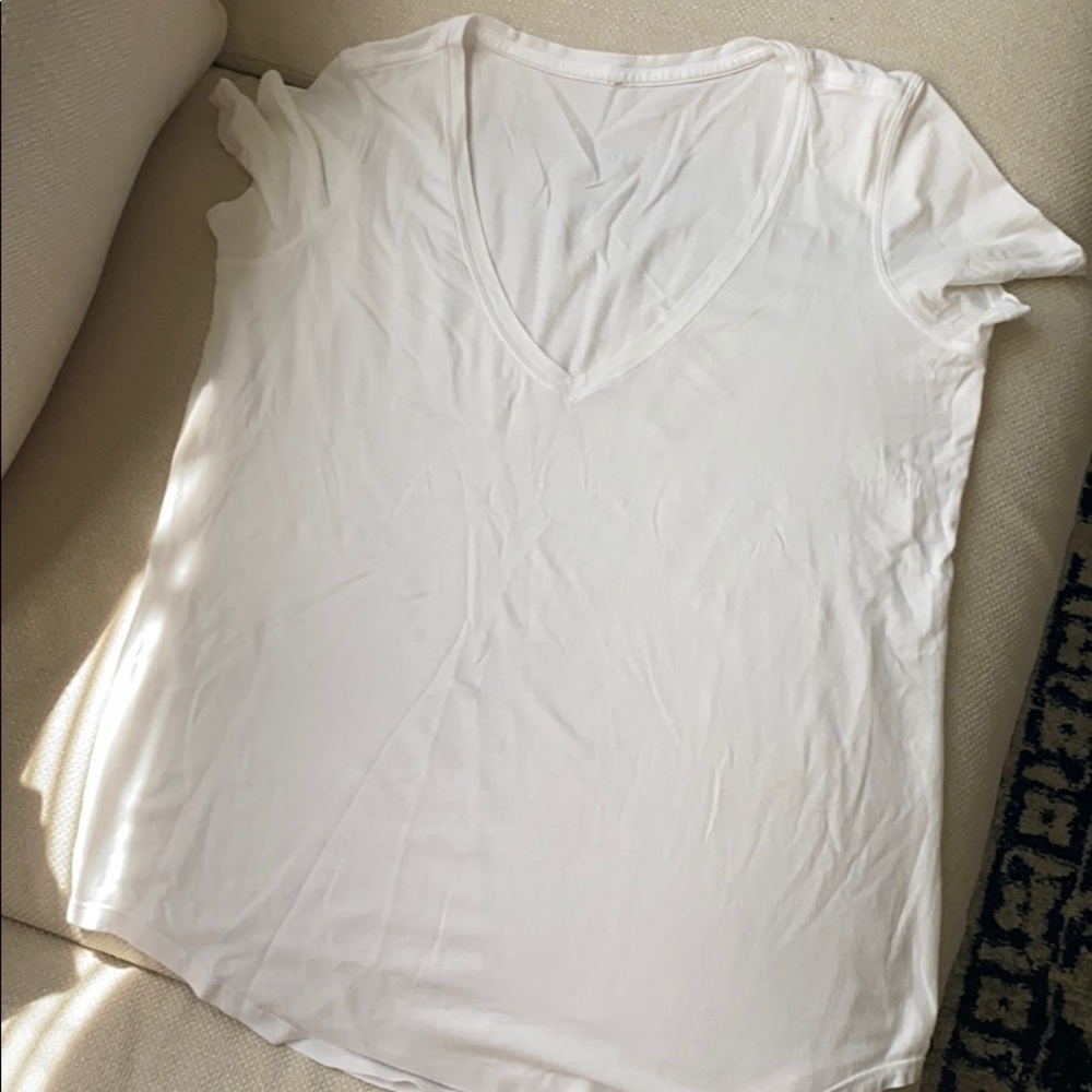 Lululemon love tee size 6